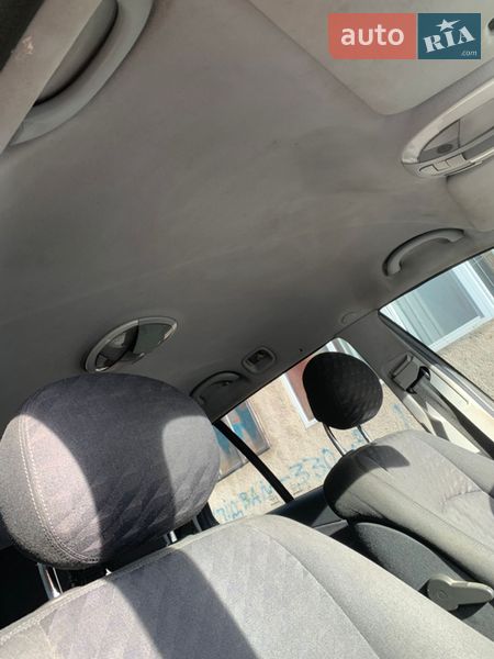 Универсал Mercedes-Benz E-Class 2004 в Черновцах