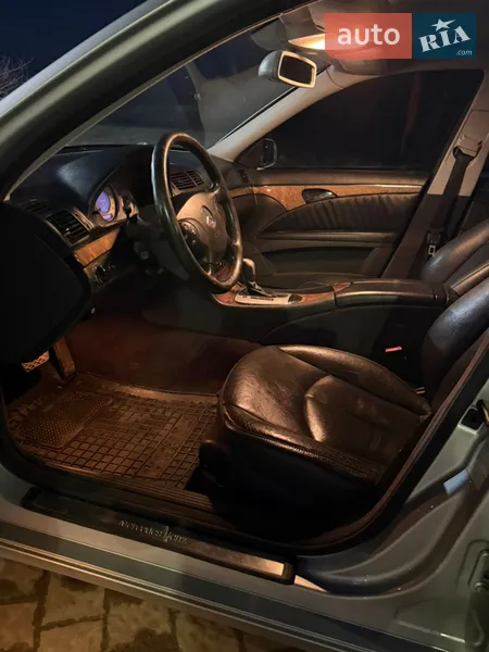 Mercedes-Benz E-Class 2005 VIN WDB2110231A751557 фото оголошення 15 з 59