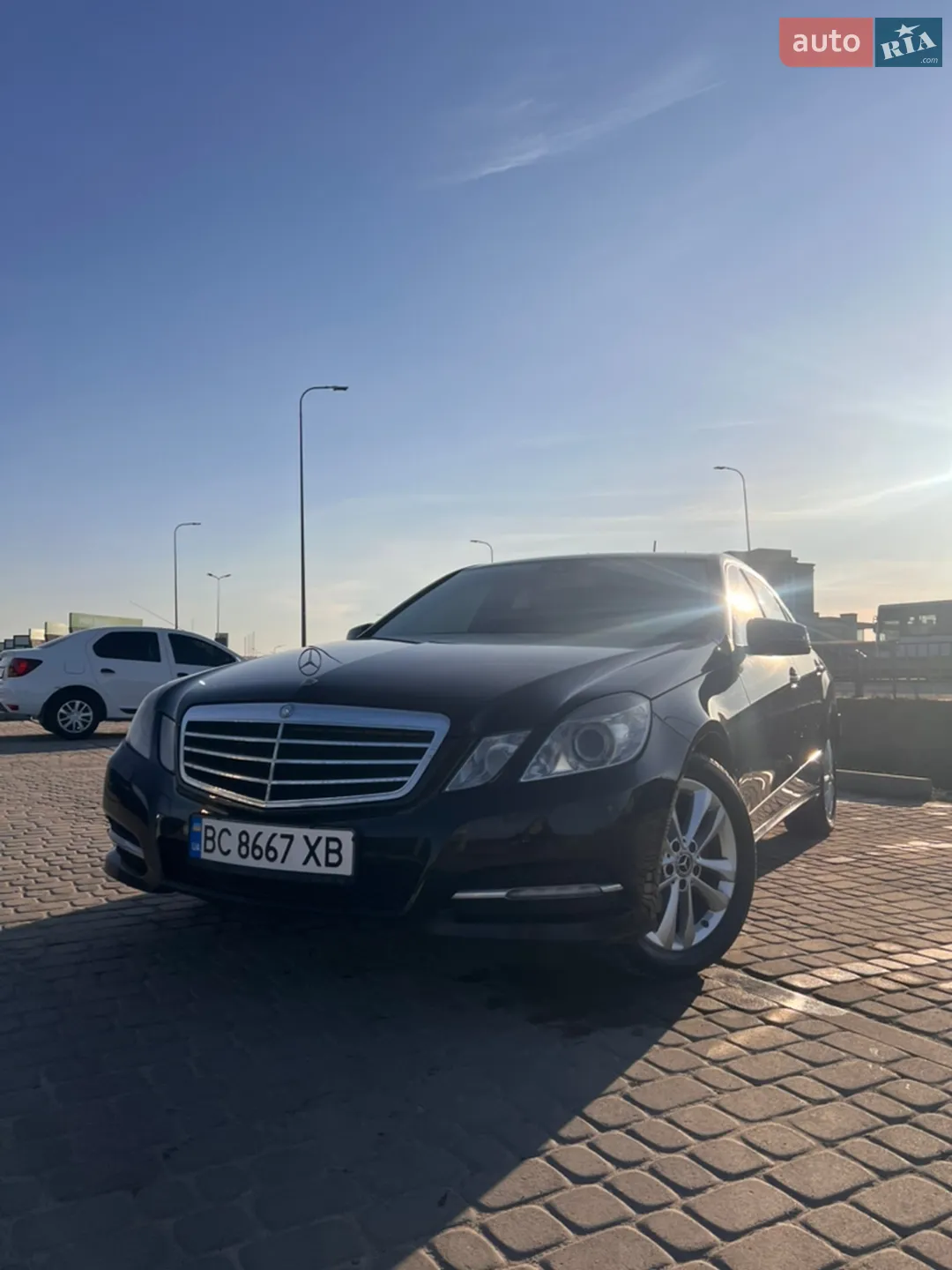 2011 Mercedes-Benz E-klasse - мініатюра 2