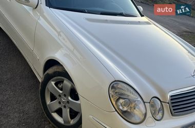 Универсал Mercedes-Benz E-Class 2004 в Сваляве