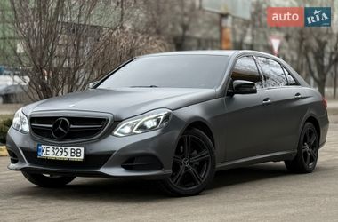 Седан Mercedes-Benz E-Class 2013 в Днепре