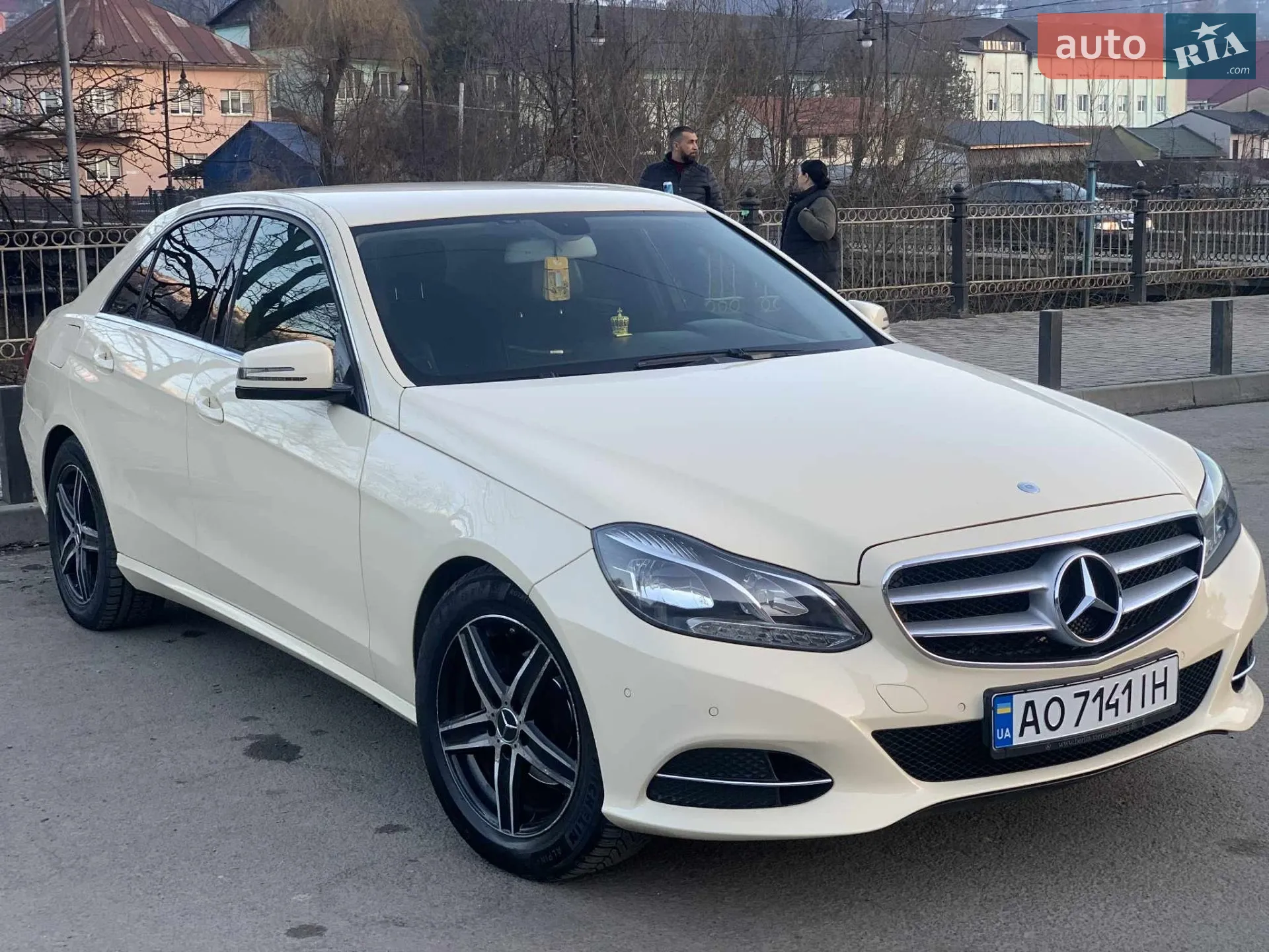 2013 Mercedes-Benz E-klasse - мініатюра 13