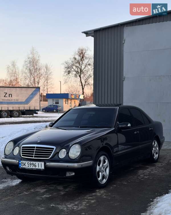Mercedes-Benz E-Class 2002