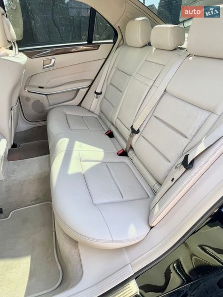 Седан Mercedes-Benz E-Class 2014 в Черновцах