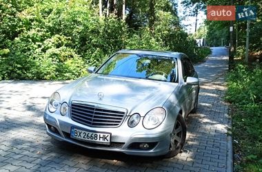 Седан Mercedes-Benz E-Class 2008 в Хмельницькому