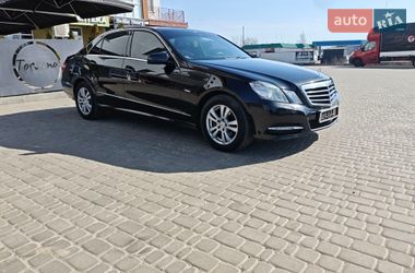 Седан Mercedes-Benz E-Class 2011 в Ратным
