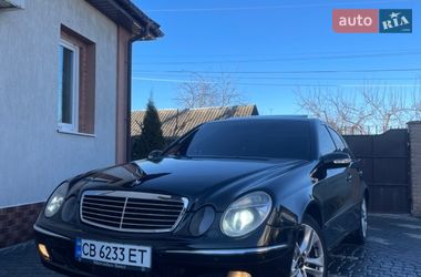Седан Mercedes-Benz E-Class 2005 в Прилуках