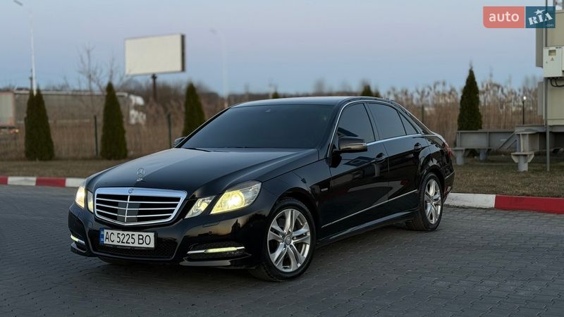 Mercedes-Benz E-Class 2011