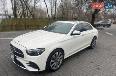 Седан Mercedes-Benz E-Class 2022 в Києві