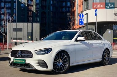 Седан Mercedes-Benz E-Class 2020 в Києві