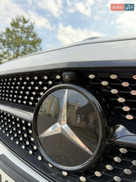 Седан Mercedes-Benz E-Class 2016 в Львові