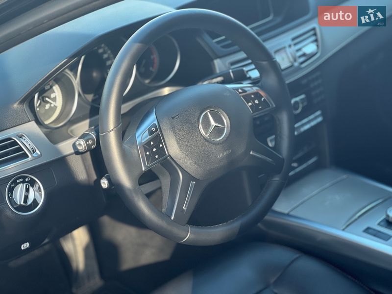 Седан Mercedes-Benz E-Class 2014 в Буче