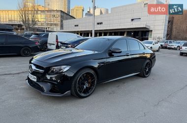 Седан Mercedes-Benz E-Class 2017 в Киеве