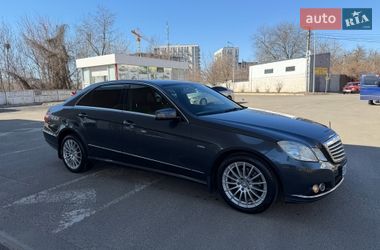 Седан Mercedes-Benz E-Class 2009 в Одессе