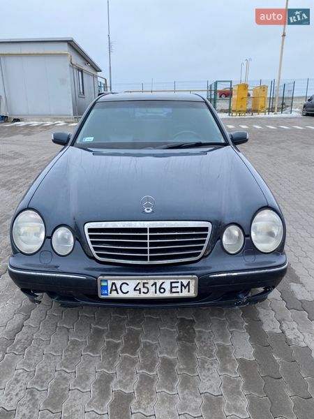 Mercedes-Benz E-Class 2001