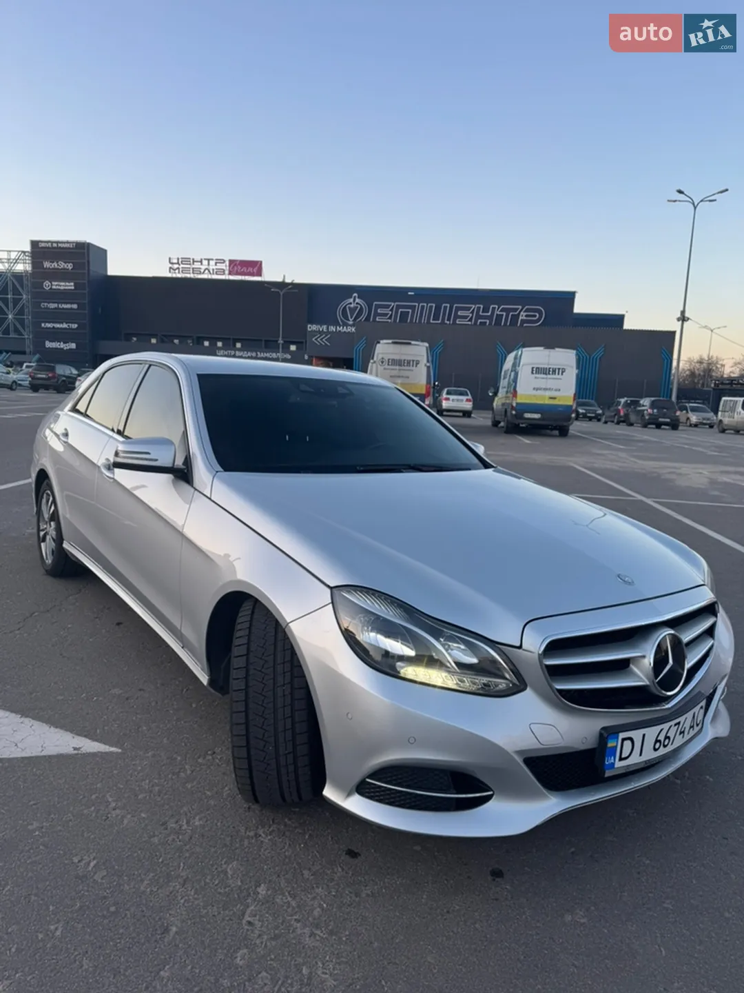 2013 Mercedes-Benz E-klasse - мініатюра 10
