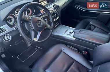 Седан Mercedes-Benz E-Class 2013 в Киеве