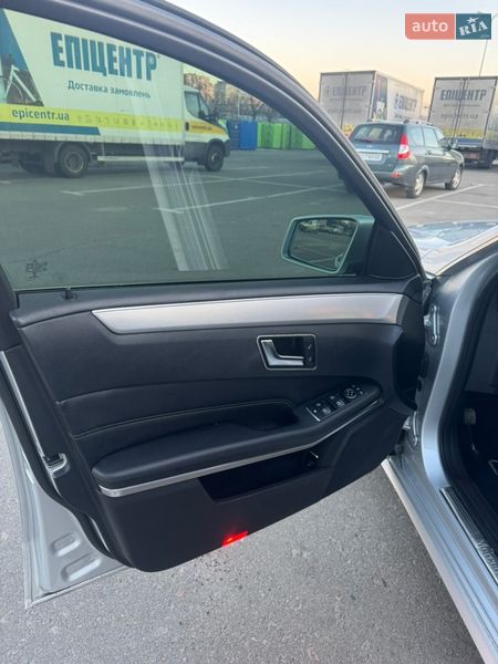 Седан Mercedes-Benz E-Class 2013 в Киеве