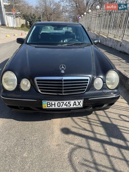 Mercedes-Benz E-Class 2001