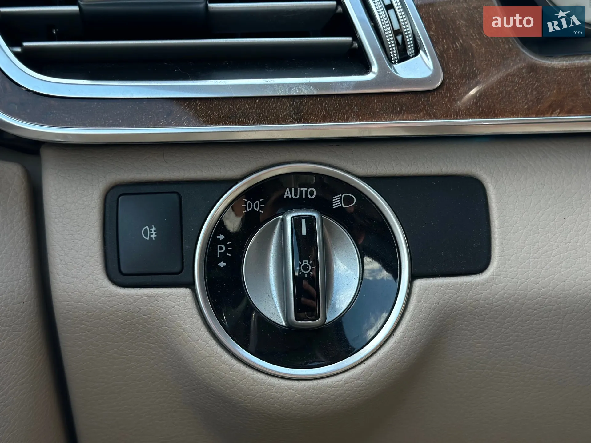 2013 Mercedes-Benz E-klasse - мініатюра 38
