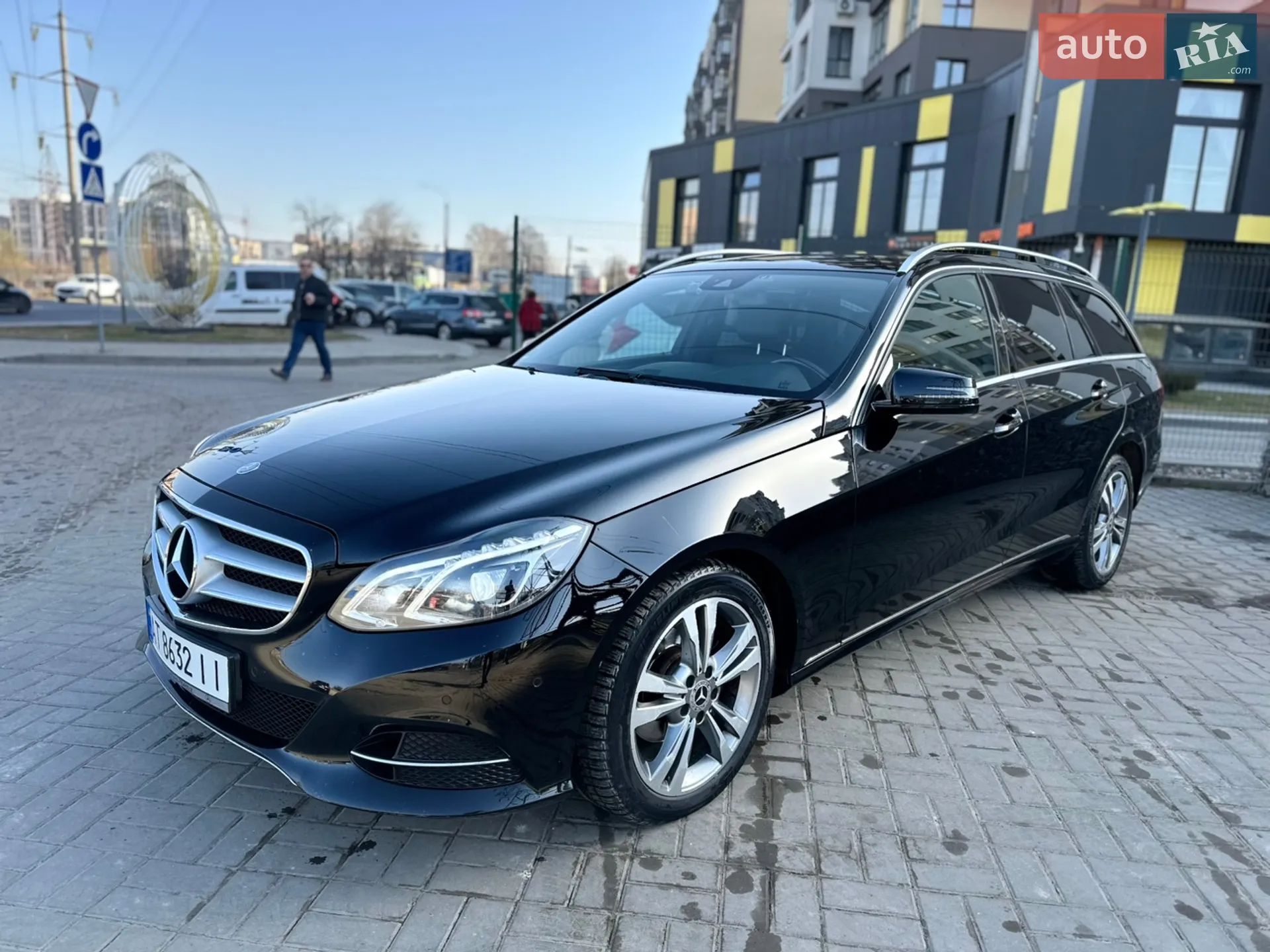 2013 Mercedes-Benz E-klasse - мініатюра 2