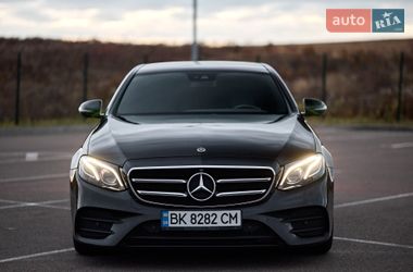 Седан Mercedes-Benz E-Class 2016 в Ровно