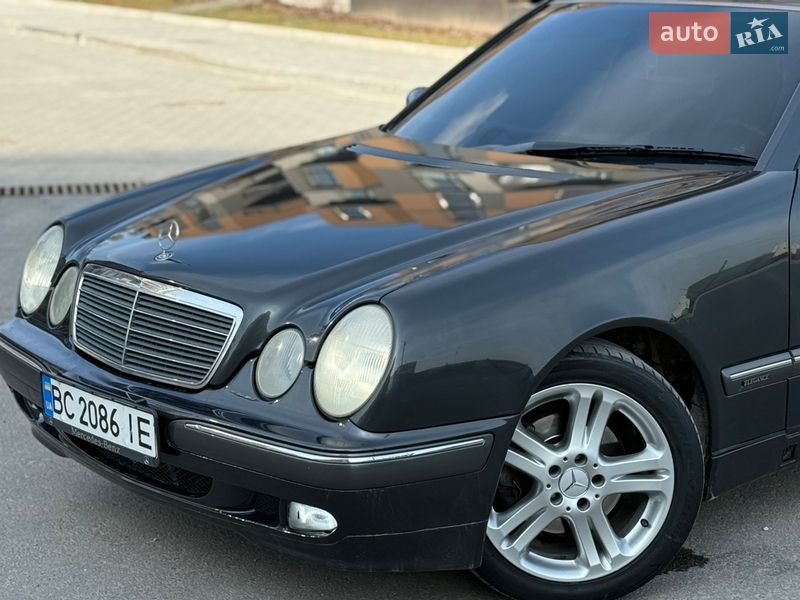 Седан Mercedes-Benz E-Class 2000 в Тернополе