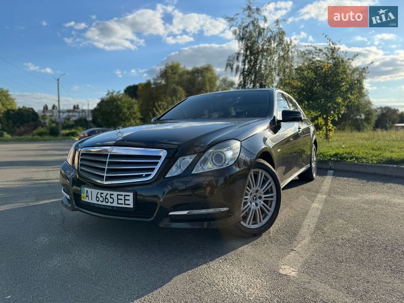 Mercedes-Benz E-Class 2011