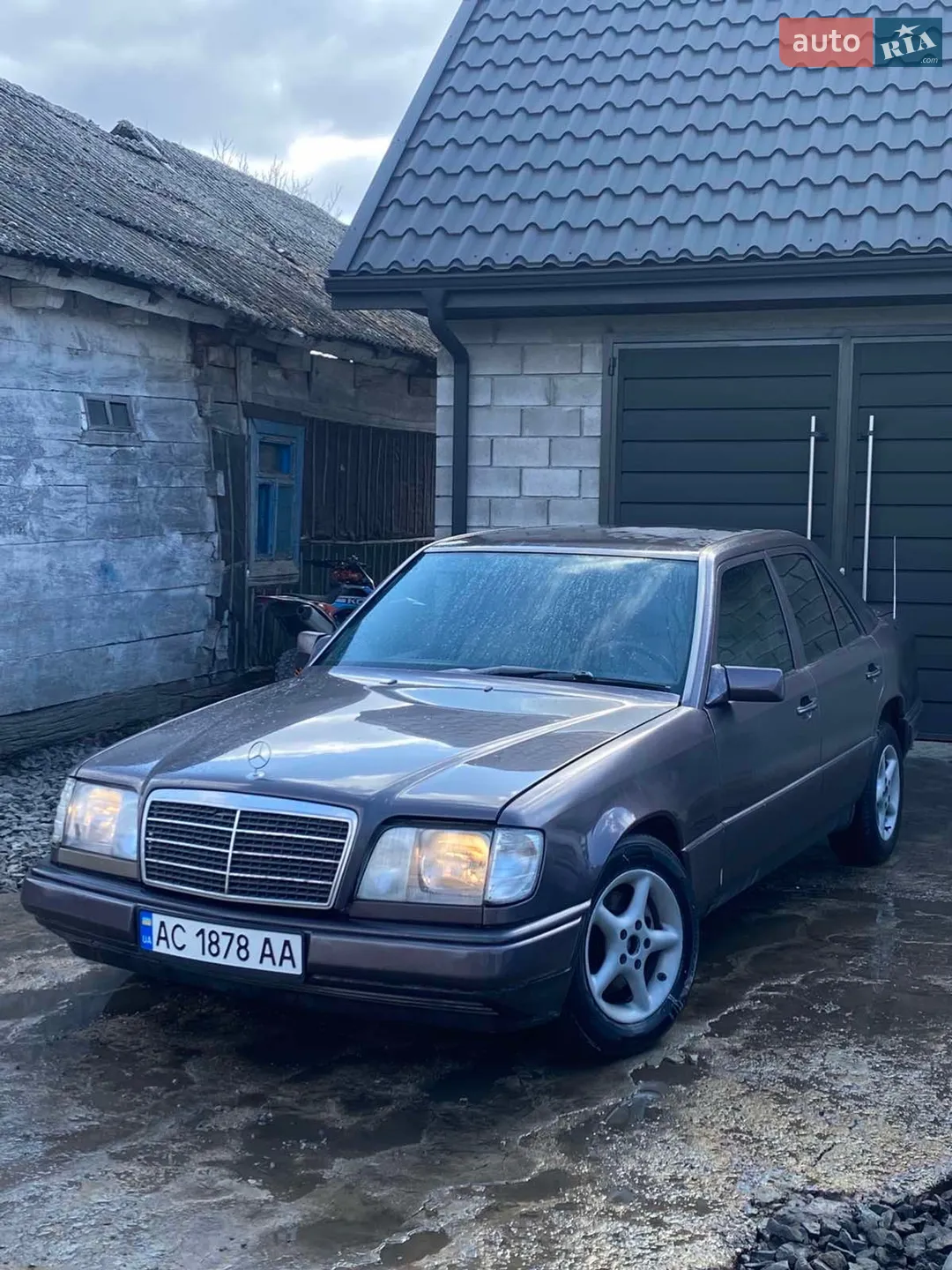 Mercedes-Benz E-Class 1994