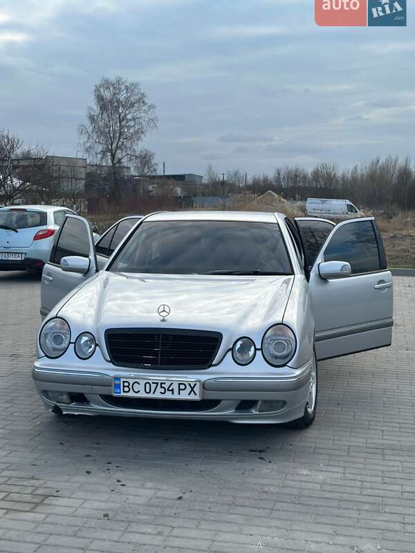 Mercedes-Benz E-Class 1999 Mercedes-Benz E-Class 1999