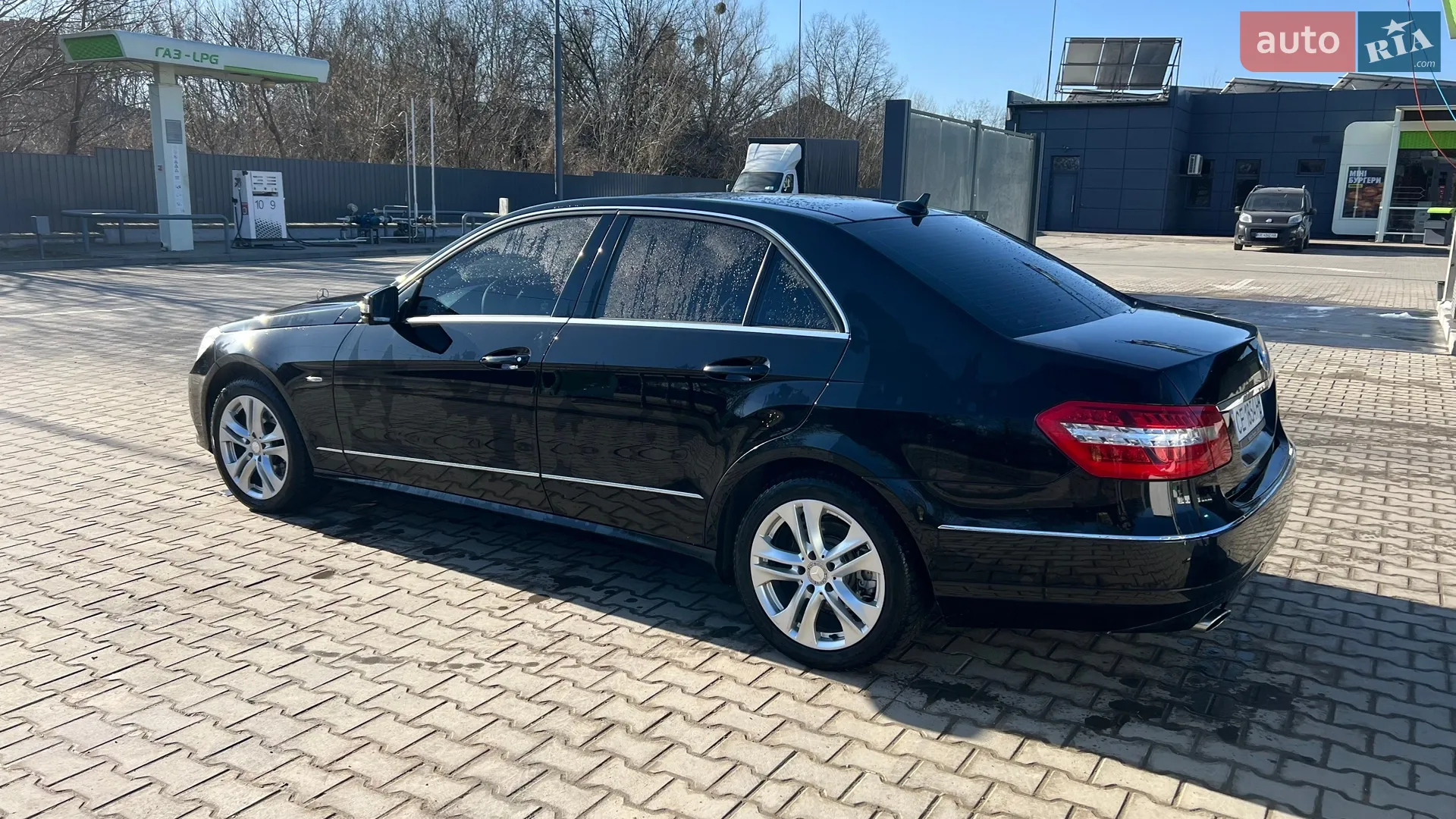 2010 Mercedes-Benz E-klasse - мініатюра 4