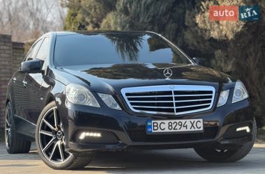 Седан Mercedes-Benz E-Class 2009 в Самборе