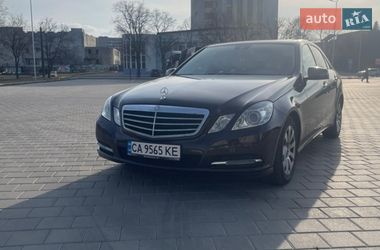 Седан Mercedes-Benz E-Class 2012 в Черкассах