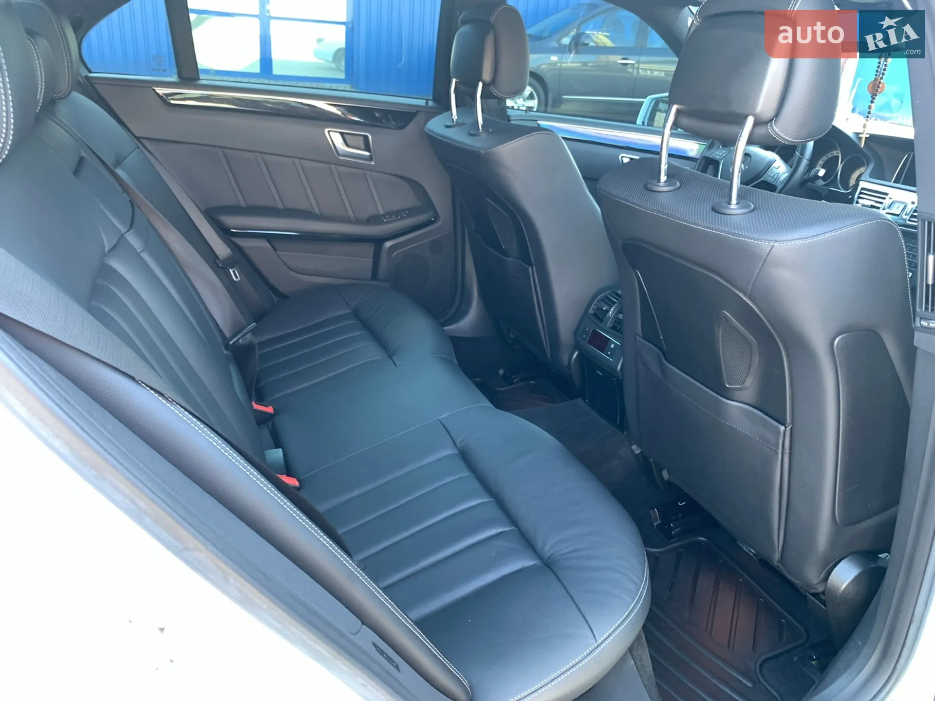 2015 Mercedes-Benz E-klasse - мініатюра 14