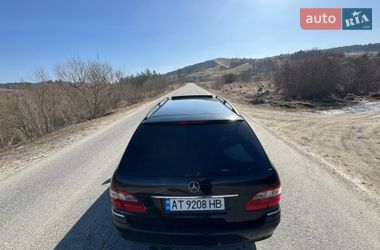Седан Mercedes-Benz E-Class 2004 в Турке