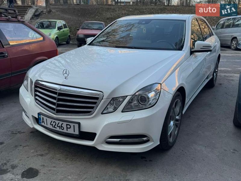 Mercedes-Benz E-Class 2012