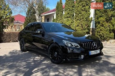 Седан Mercedes-Benz E-Class 2015 в Кропивницькому