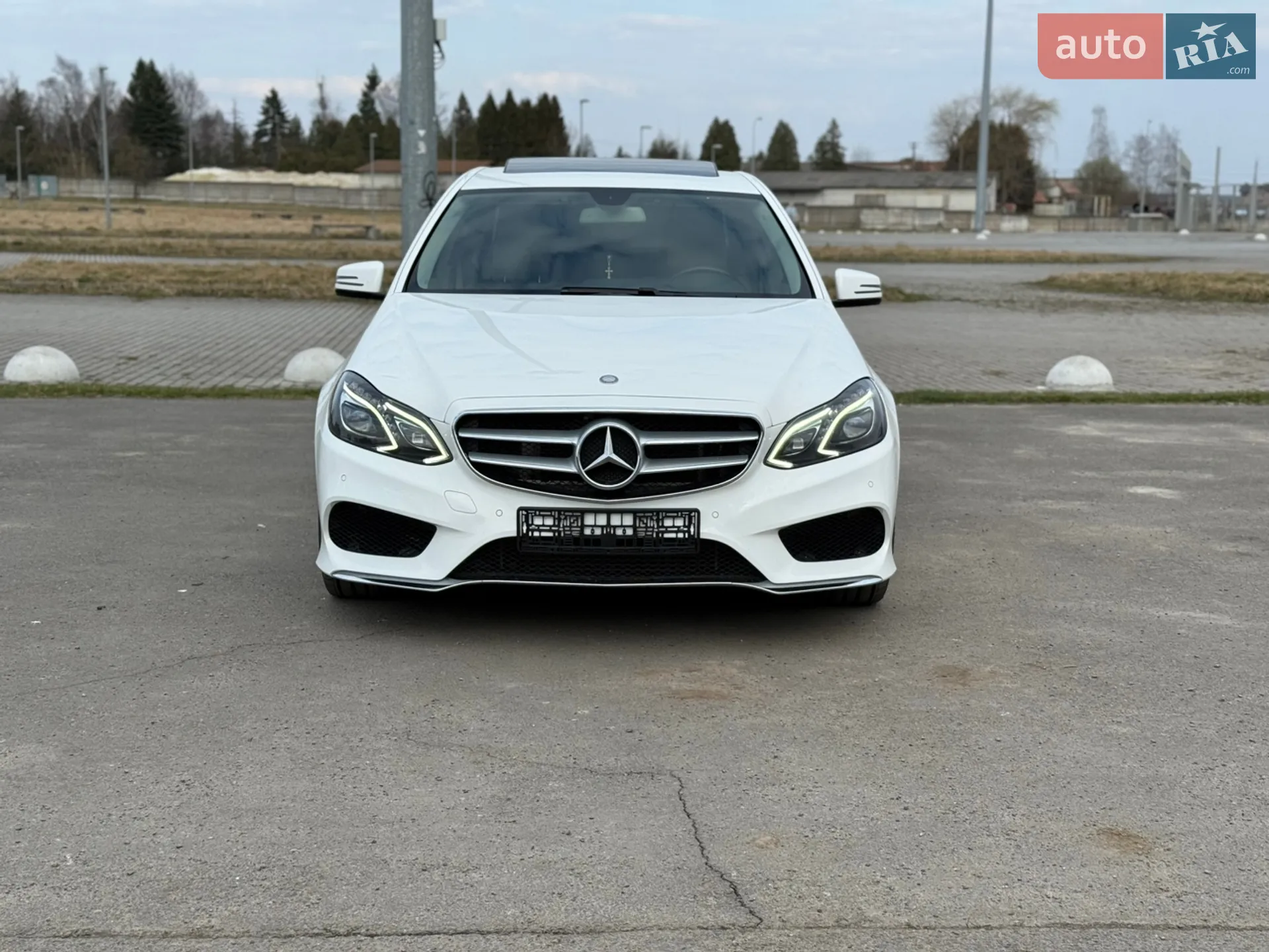 2015 Mercedes-Benz E-klasse - мініатюра 22