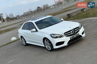 Седан Mercedes-Benz E-Class 2015 в Львові