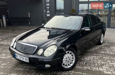 Седан Mercedes-Benz E-Class 2004 в Львові