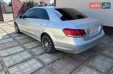 Седан Mercedes-Benz E-Class 2013 в Ужгороде