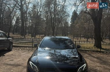 Седан Mercedes-Benz E-Class 2017 в Киеве