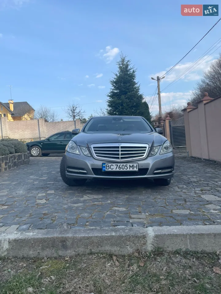 2010 Mercedes-Benz E-klasse - мініатюра 32