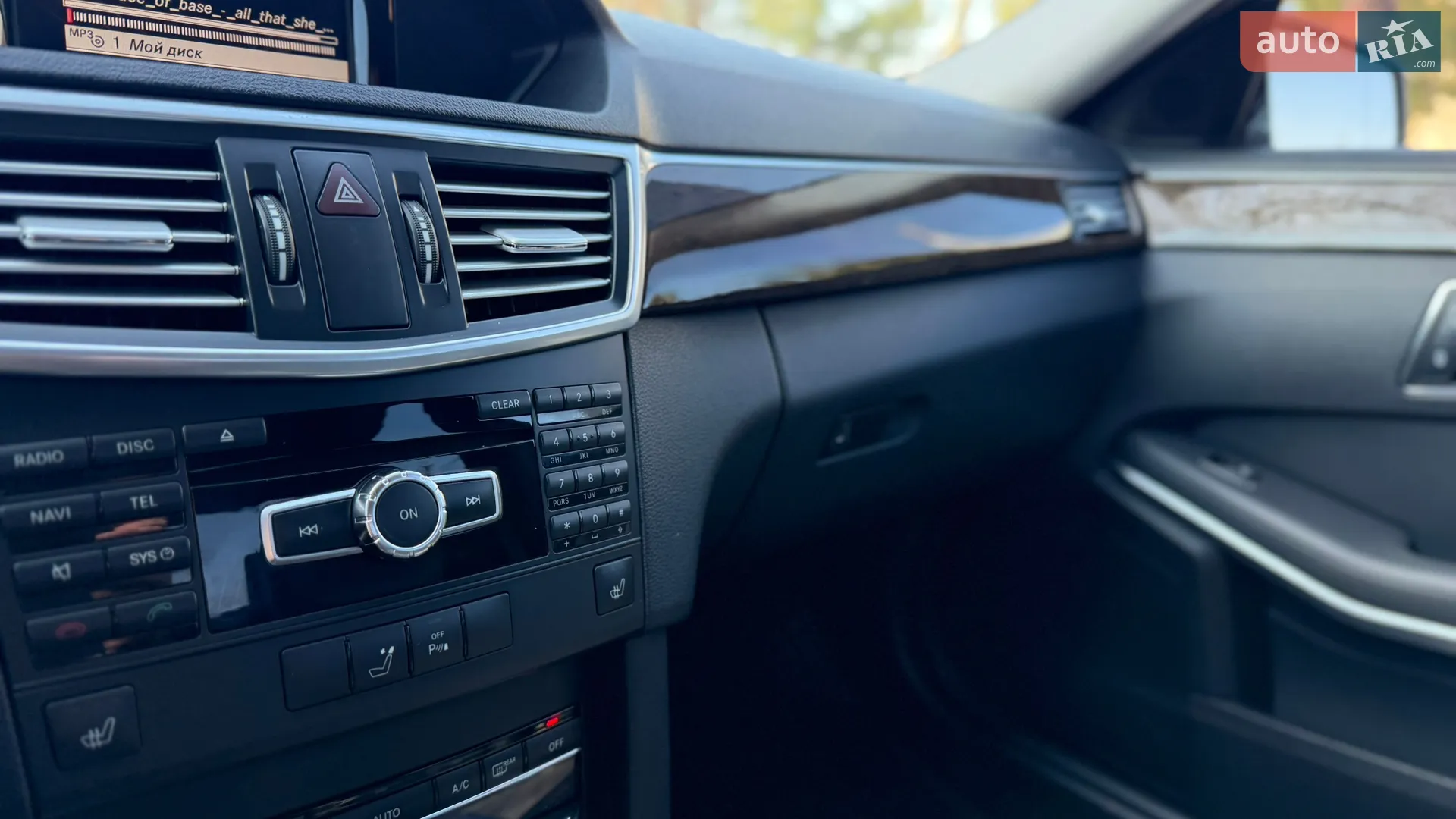 2012 Mercedes-Benz E-klasse - мініатюра 14