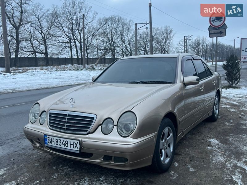 Mercedes-Benz E-Class 2000