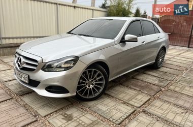Седан Mercedes-Benz E-Class 2013 в Ужгороде
