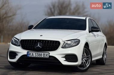 Седан Mercedes-Benz E-Class 2020 в Киеве