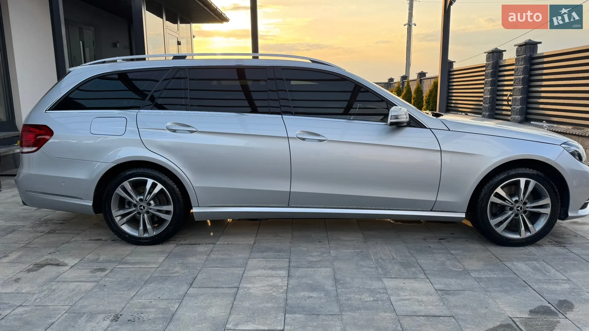 2013 Mercedes-Benz E-klasse - мініатюра 3