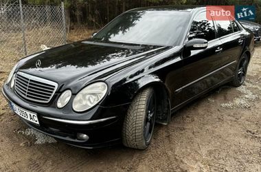 Седан Mercedes-Benz E-Class 2005 в Вышгороде