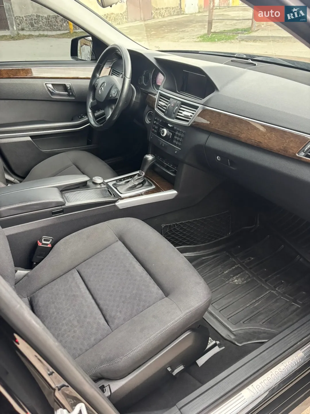 2010 Mercedes-Benz E-klasse - мініатюра 23